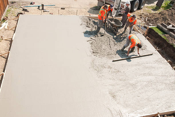 Best Concrete Foundation Repair  in Batesville, MS